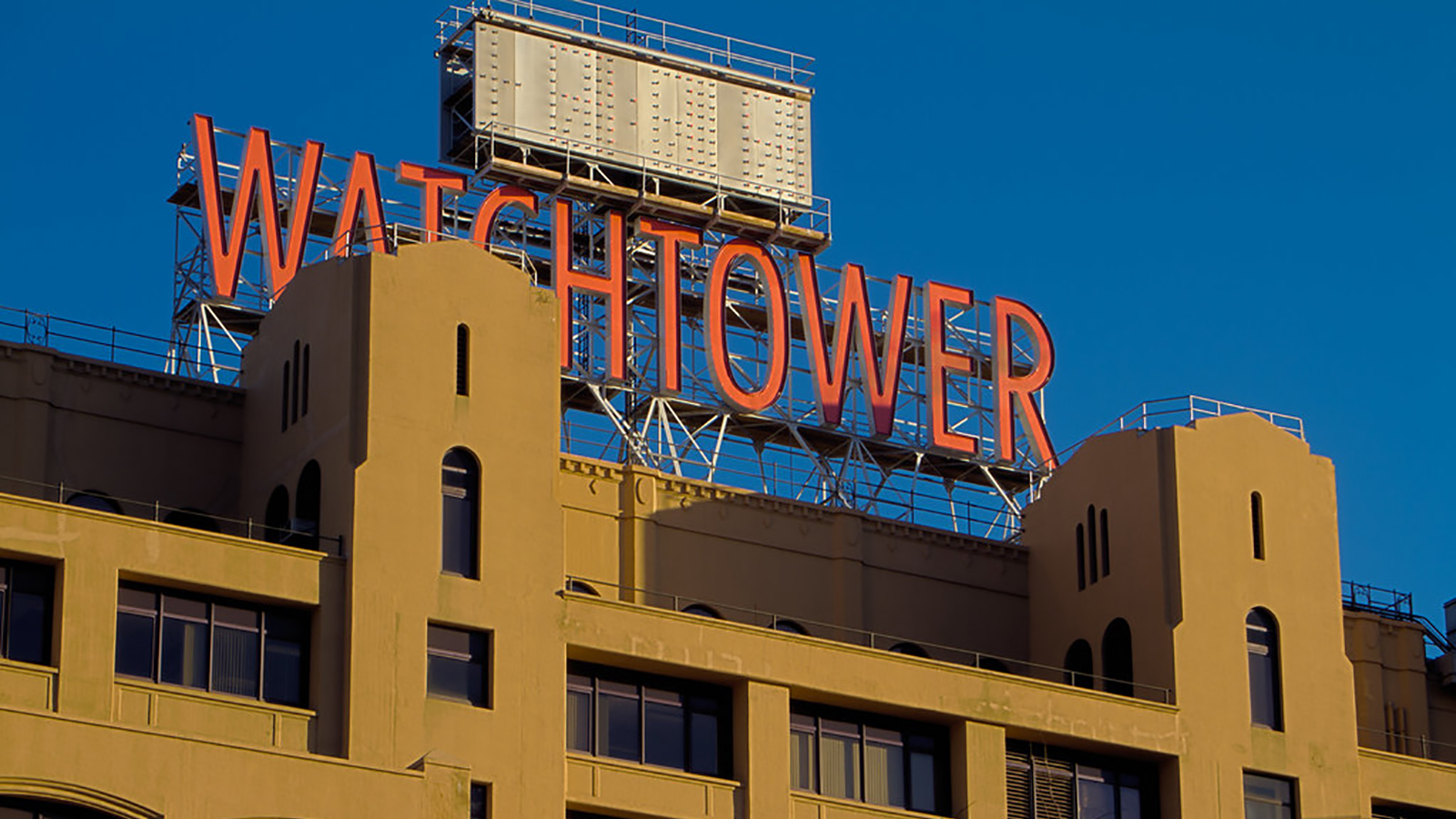 Factsheet: Jehovah’s Witnesses - Religion Media Centre